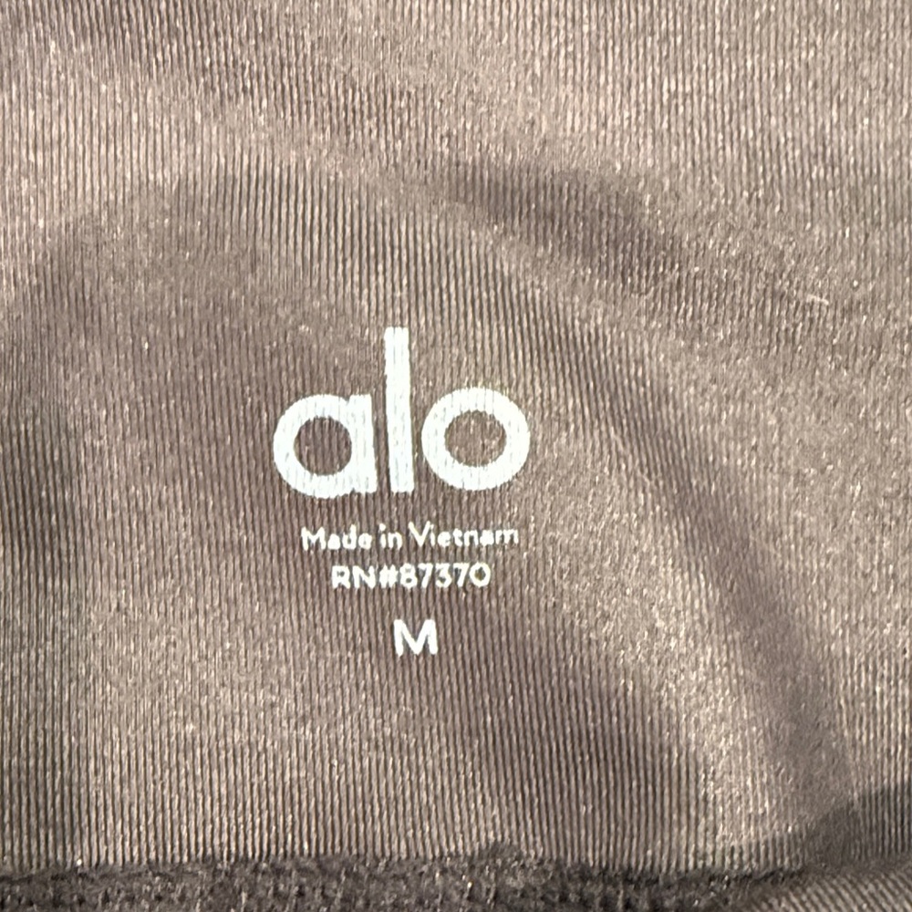 ALO Yoga Black Leggings with White Interior Logo